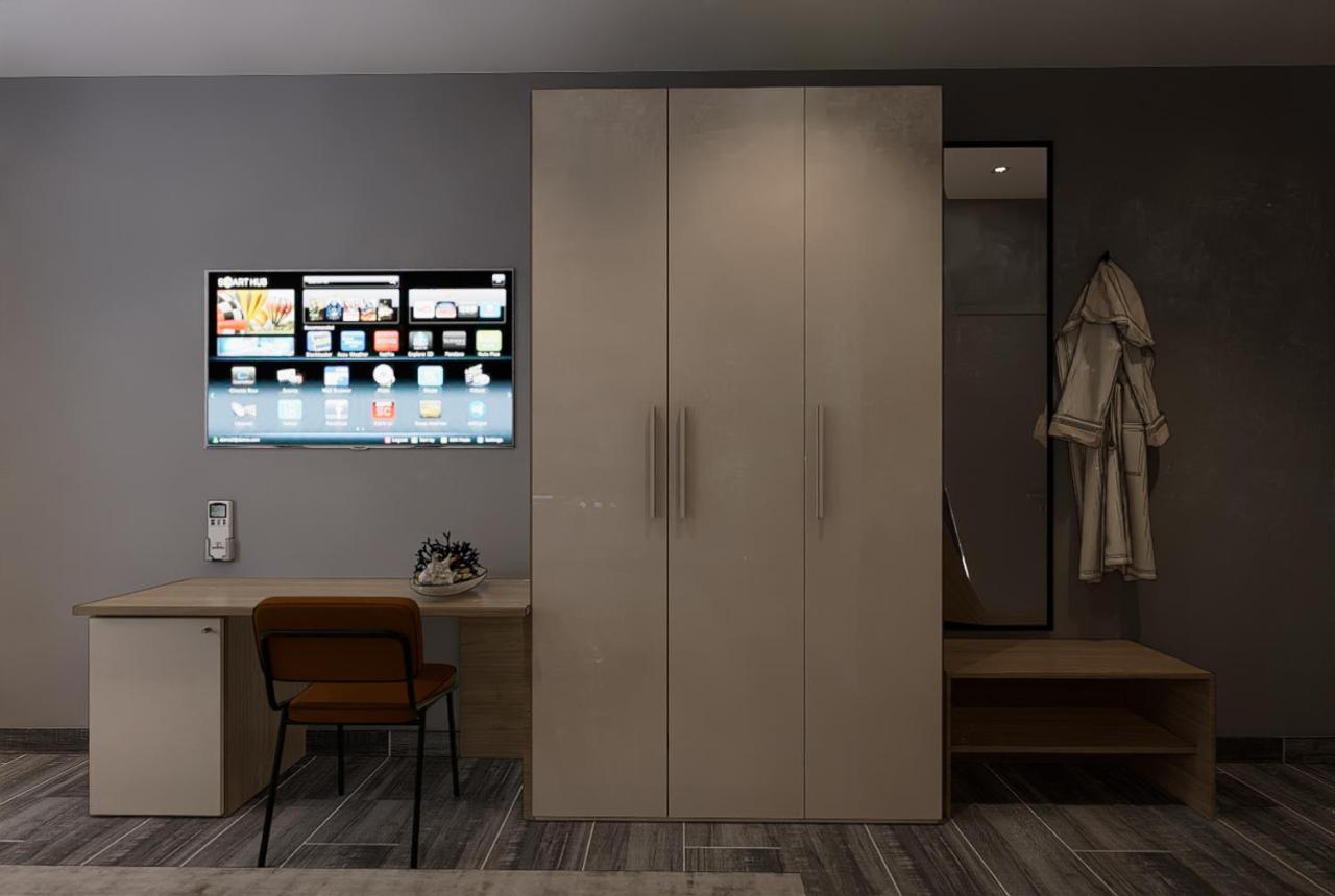 Split Rooftop Suites Дуррес Экстерьер фото