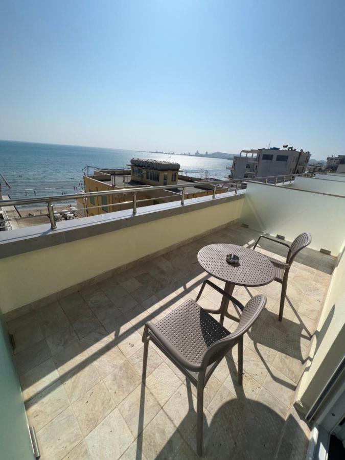 Split Rooftop Suites Дуррес Экстерьер фото